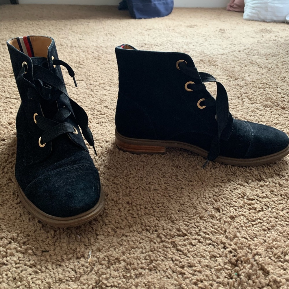 Black Tommy Hilfiger Balbina Leather Boot